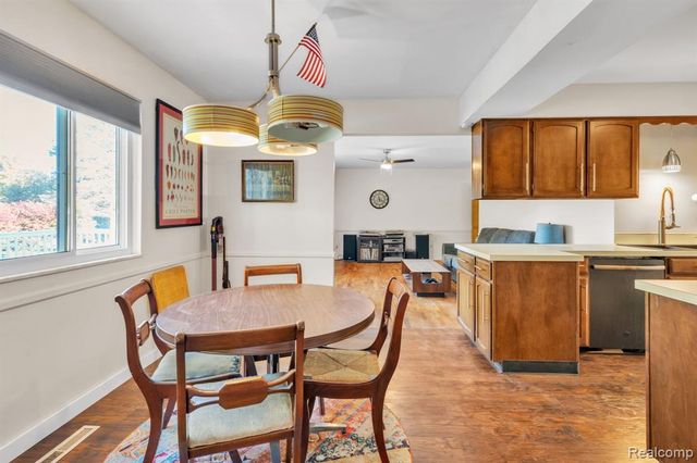 3075 Wagon Trail, Flint, MI 48507