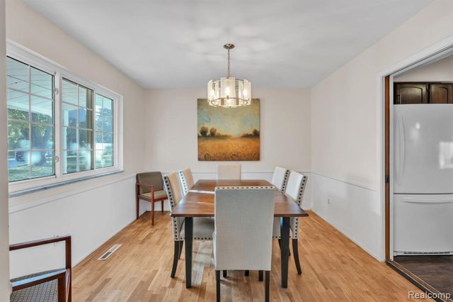 3075 Wagon Trail, Flint, MI 48507