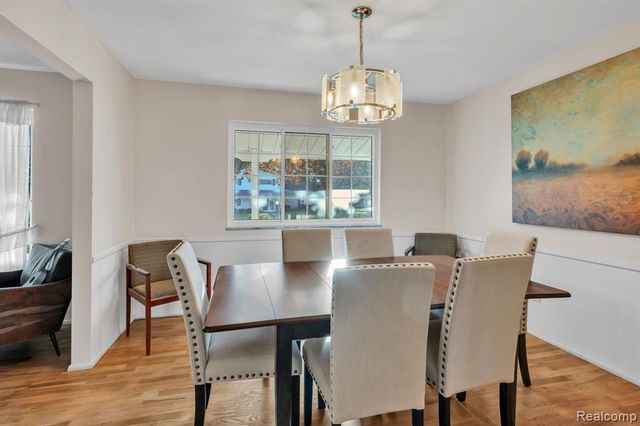 3075 Wagon Trail, Flint, MI 48507