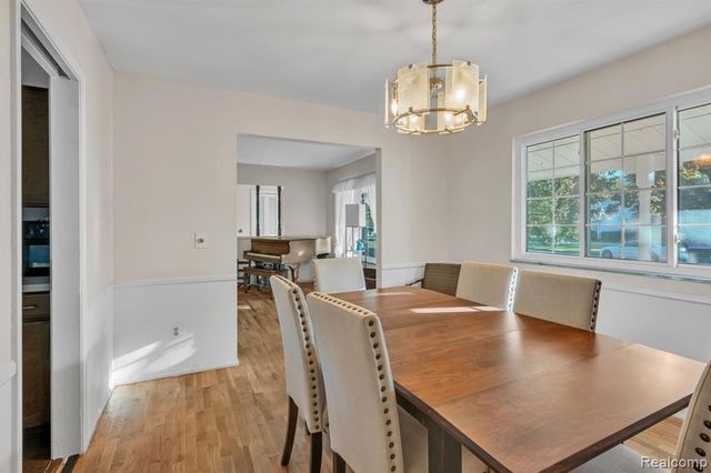 3075 Wagon Trail, Flint, MI 48507