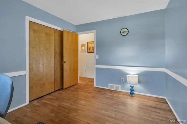 3075 Wagon Trail, Flint, MI 48507