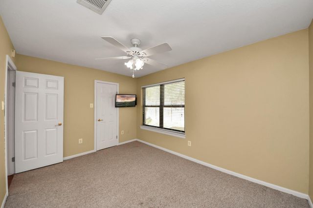 3543 Pickwick Park Drive, Kingwood, TX 77339