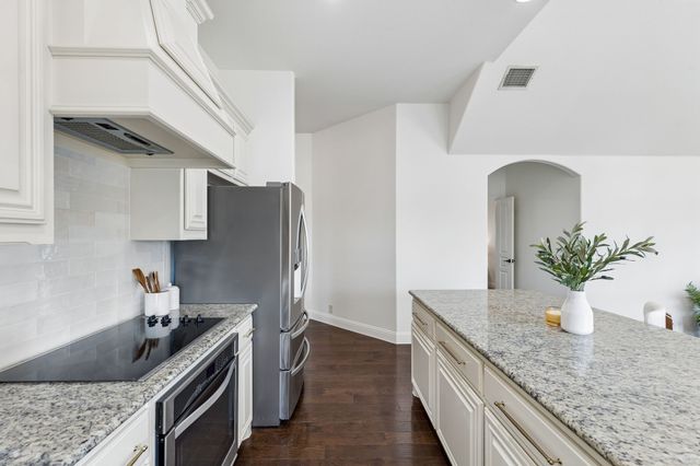 500 Cottage Place, Lavon, TX 75166
