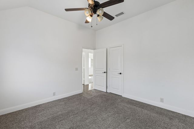 500 Cottage Place, Lavon, TX 75166