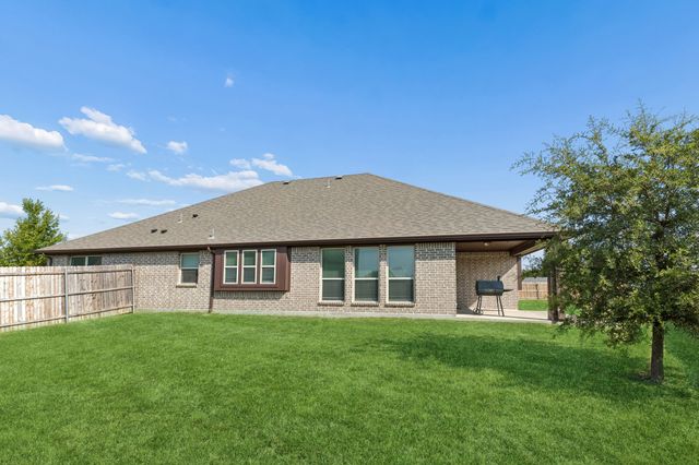 500 Cottage Place, Lavon, TX 75166