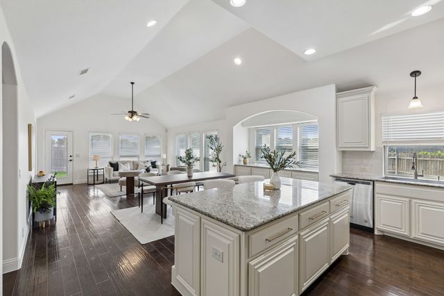 500 Cottage Place, Lavon, TX 75166