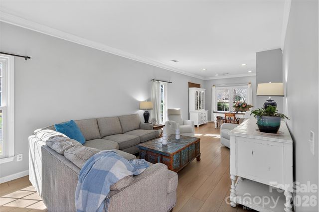 8601 Walsham Drive, Charlotte, NC 28277