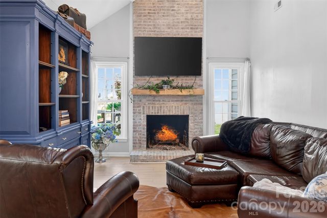 8601 Walsham Drive, Charlotte, NC 28277