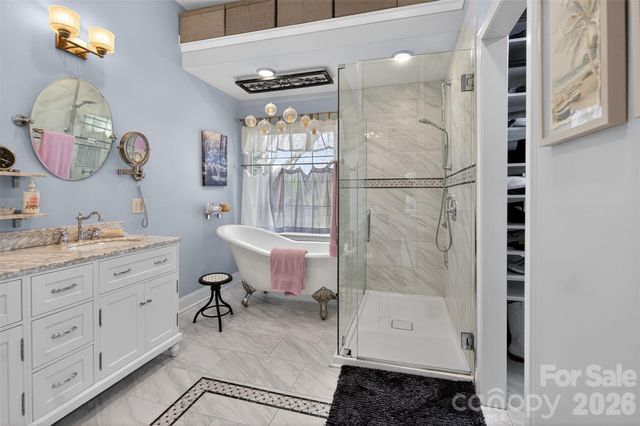 8601 Walsham Drive, Charlotte, NC 28277