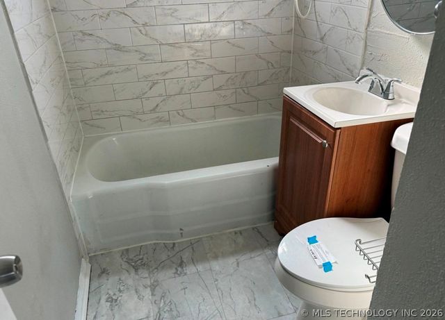 7314 E Newton Place, Tulsa, OK 74115