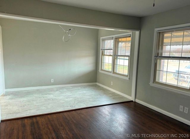 7314 E Newton Place, Tulsa, OK 74115