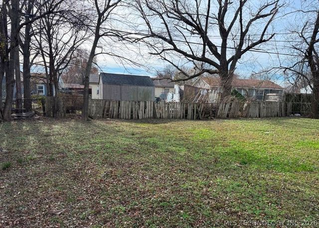 7314 E Newton Place, Tulsa, OK 74115