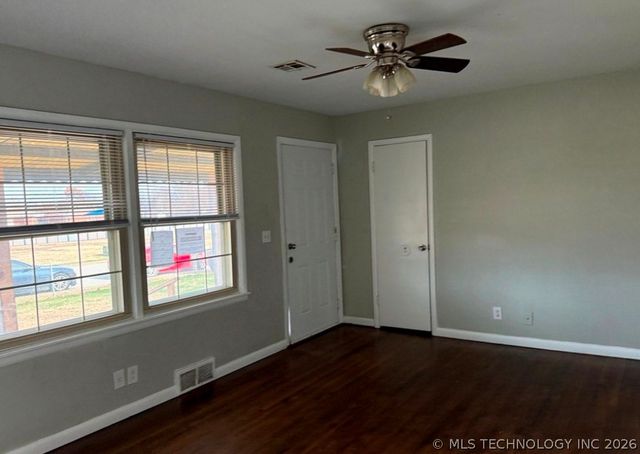 7314 E Newton Place, Tulsa, OK 74115