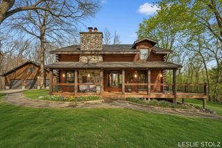 8835 Vergennes Street, Ada, MI 49301