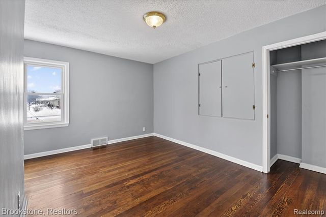 14801 Pennsylvania Road, Riverview, MI 48193