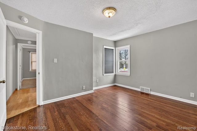 14801 Pennsylvania Road, Riverview, MI 48193