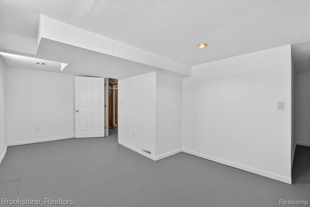 14801 Pennsylvania Road, Riverview, MI 48193