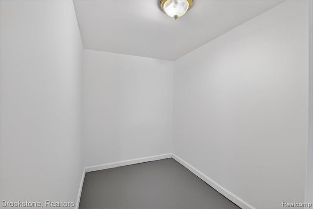 14801 Pennsylvania Road, Riverview, MI 48193