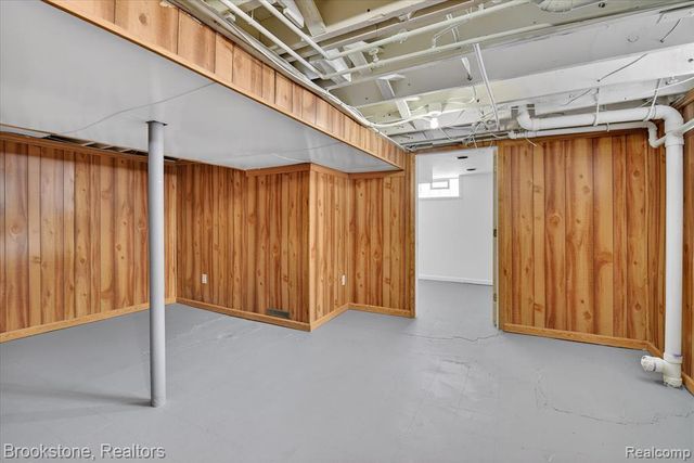 14801 Pennsylvania Road, Riverview, MI 48193