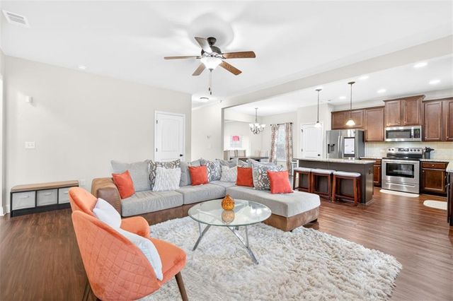 860 Tranquil Way, Hampton, GA 30228