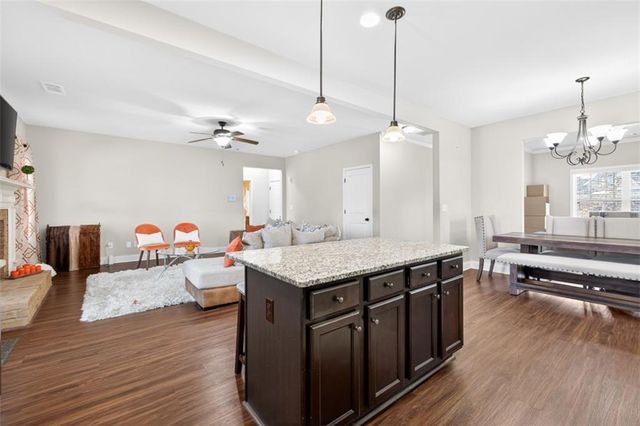 860 Tranquil Way, Hampton, GA 30228