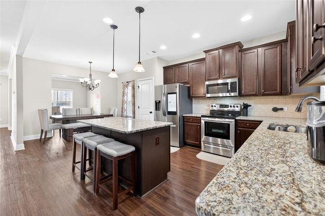 860 Tranquil Way, Hampton, GA 30228