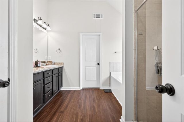 860 Tranquil Way, Hampton, GA 30228