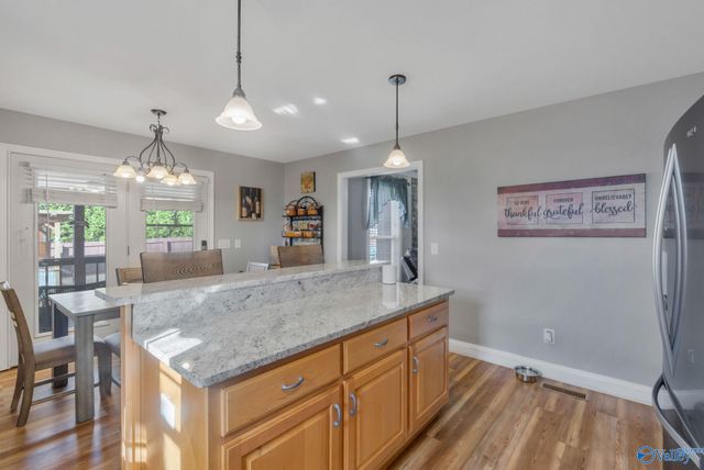 104 Hickory Glen Circle, Huntsville, AL 35811