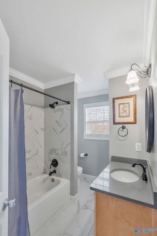 104 Hickory Glen Circle, Huntsville, AL 35811