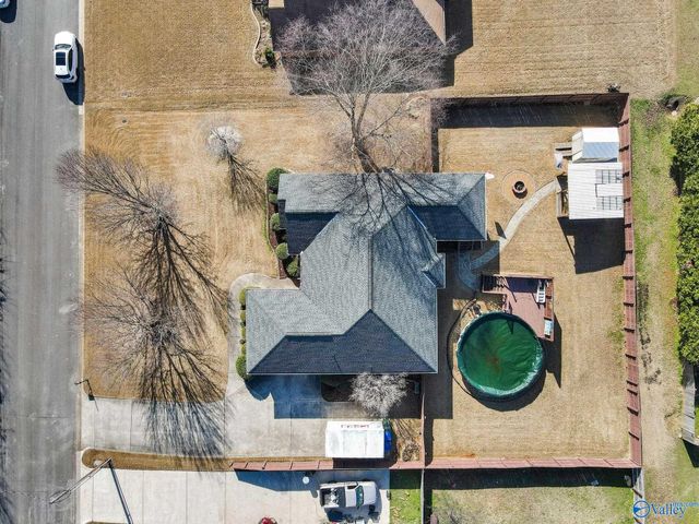 104 Hickory Glen Circle, Huntsville, AL 35811