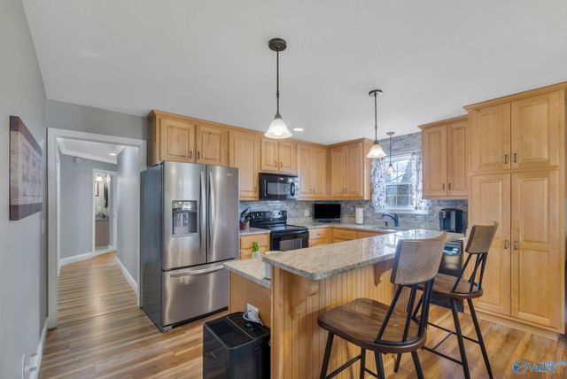 104 Hickory Glen Circle, Huntsville, AL 35811