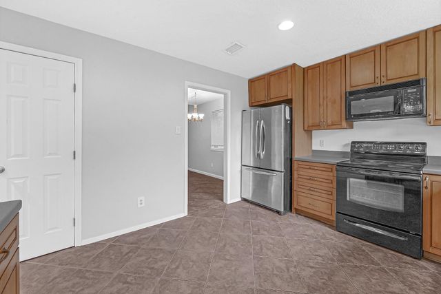 302 Morningside Drive, League City, TX 77573
