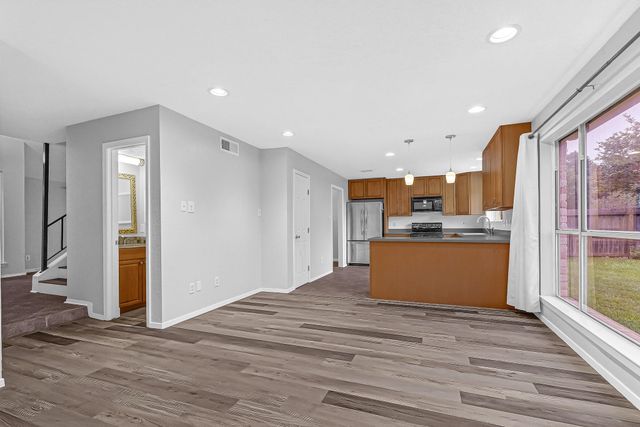 302 Morningside Drive, League City, TX 77573