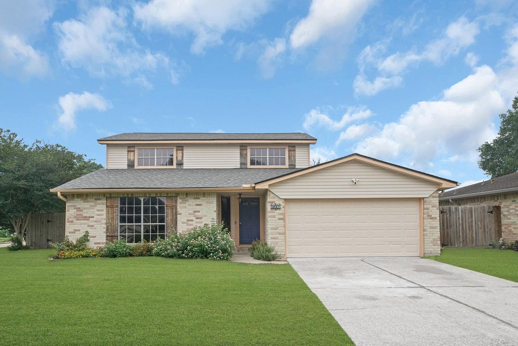 302 Morningside Drive, League City, TX 77573