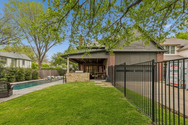 2717 Milton Avenue, University Park, TX 75205