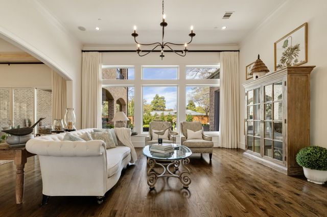 4719 Forest Lane, Dallas, TX 75244