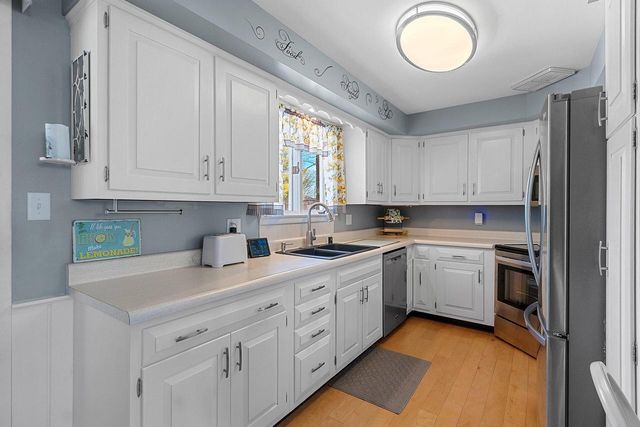 2224 Markham STREET, Manitowoc, WI 54220