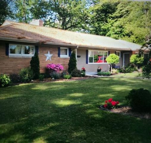 2224 Markham STREET, Manitowoc, WI 54220