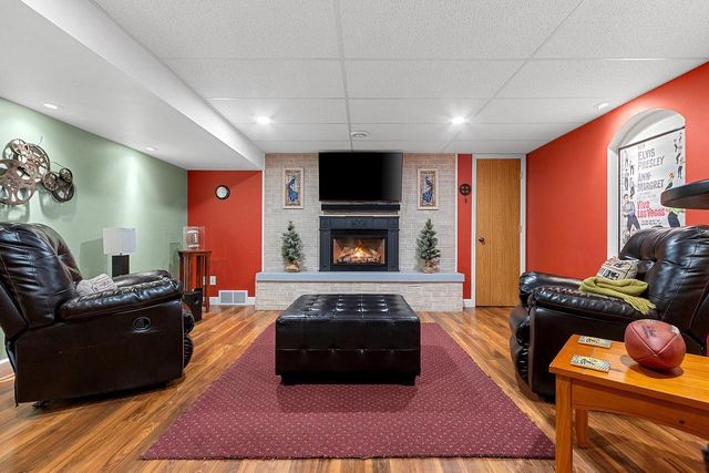 2224 Markham STREET, Manitowoc, WI 54220