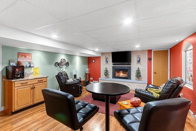 2224 Markham STREET, Manitowoc, WI 54220