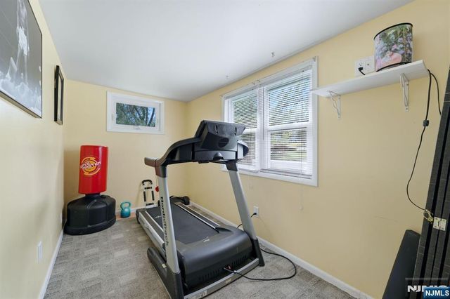 20 Yesler Way, Hillsdale, NJ 07642