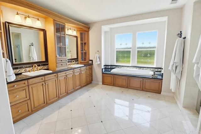 2940 Morning Creek Ct, Chula Vista, CA 91914