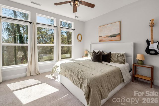 566 West End Drive, Charlotte, NC 28208