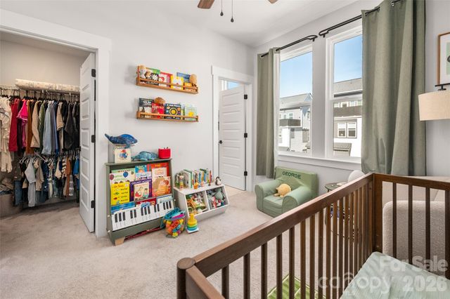 566 West End Drive, Charlotte, NC 28208