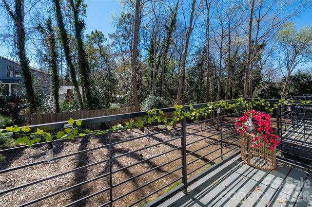 566 West End Drive, Charlotte, NC 28208