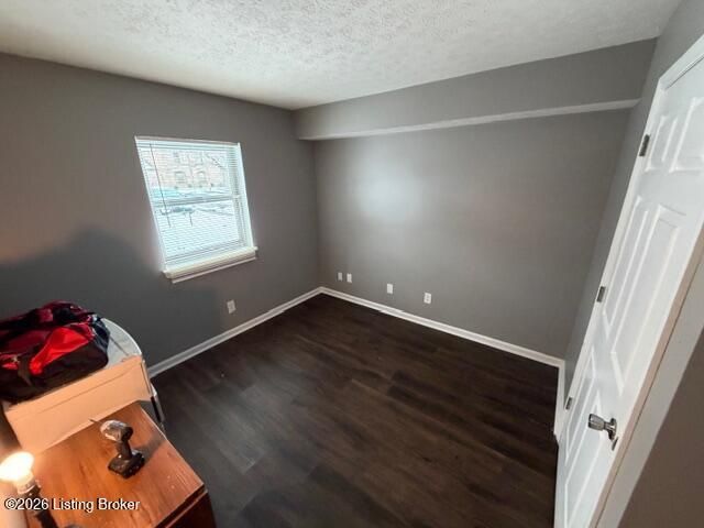 3505 Lodge Ln APT 111, Louisville, KY 40218