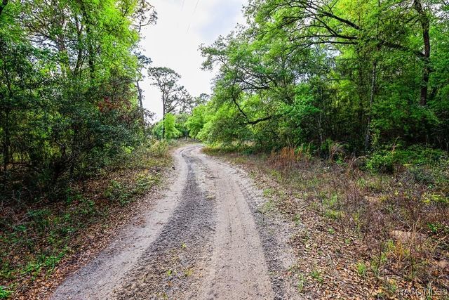 7451 W Rainbow Street, Dunnellon, FL 34433