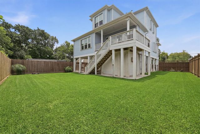 2922 Seargent Street, Seabrook, TX 77586