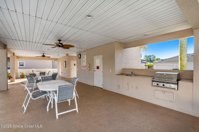 590 Wedge Court, Palm Bay, FL 32909