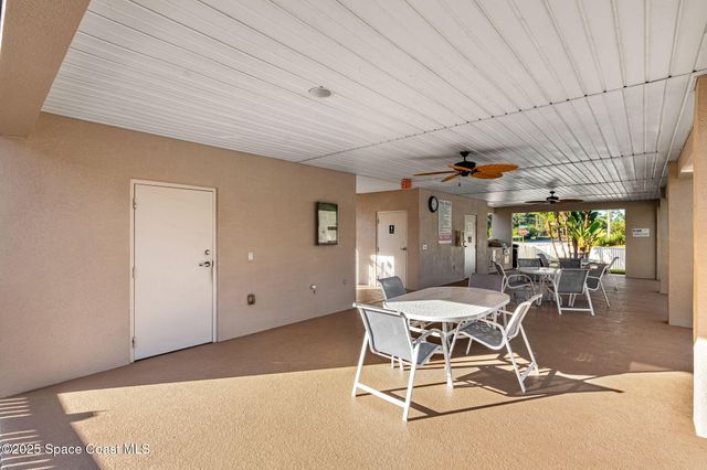 590 Wedge Court, Palm Bay, FL 32909